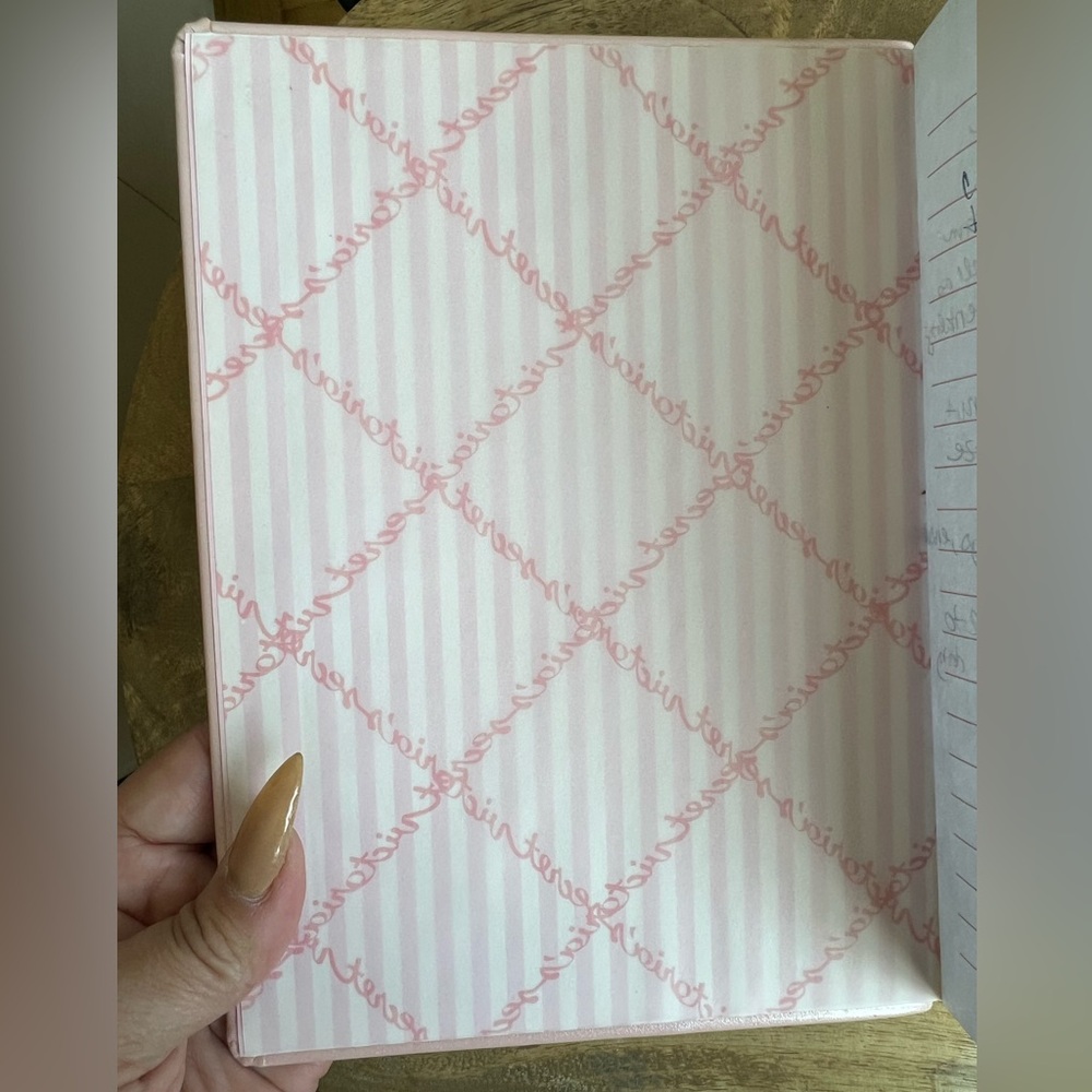 Victoria's Secret Light Pink Embossed Journal Vintage EUC - Picture 5 of 10